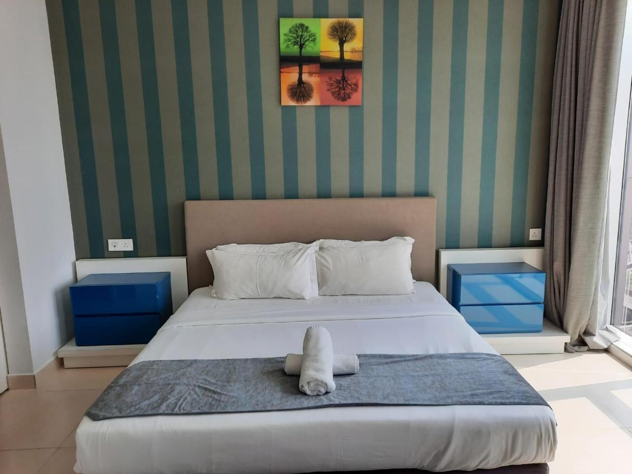 Apartment The *